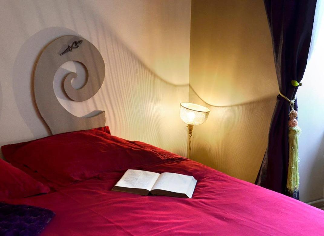 Bed and Breakfast Domaine Des Papeteries Plounevez-Moedec Esterno foto