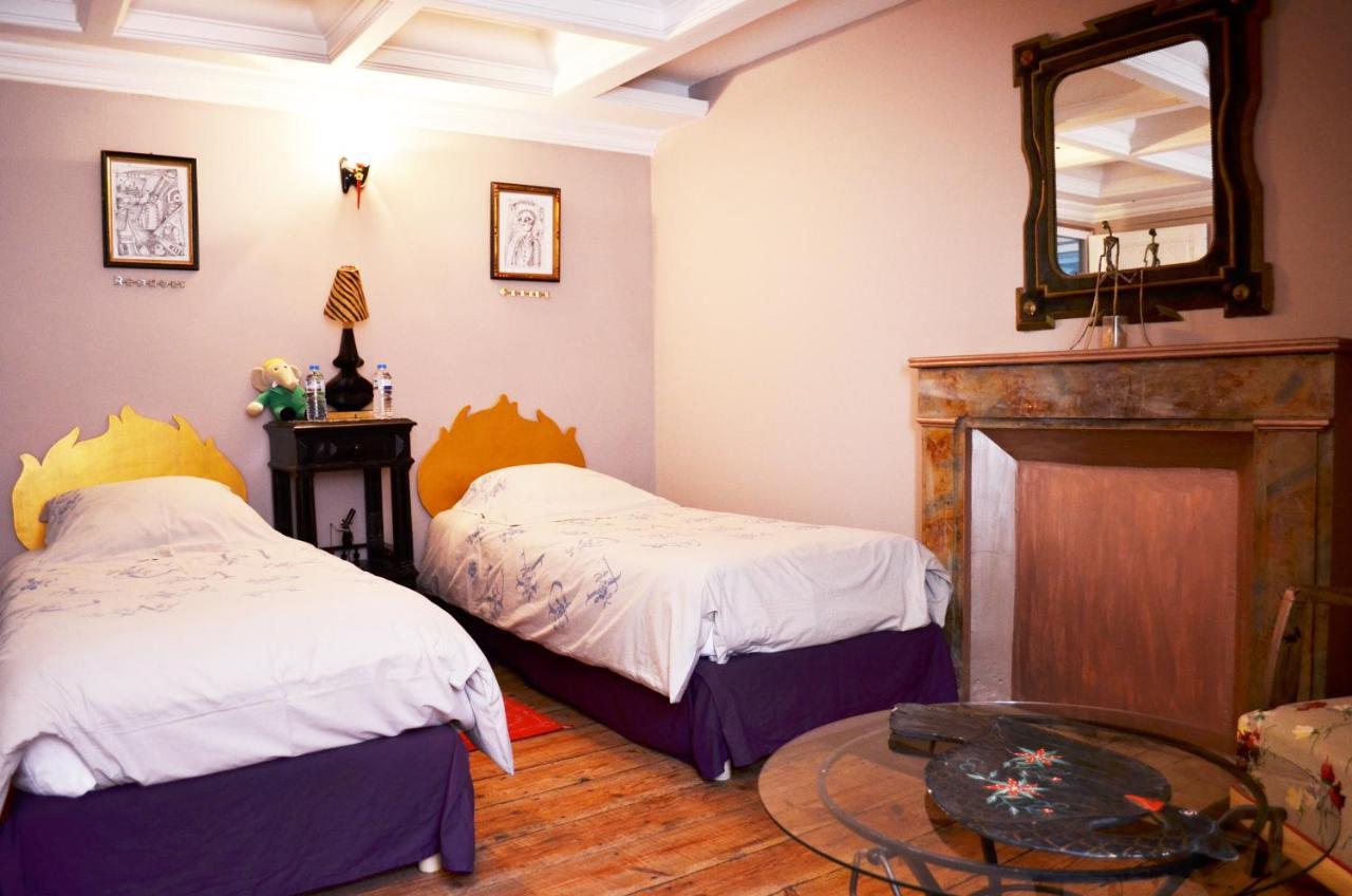 Bed and Breakfast Domaine Des Papeteries Plounevez-Moedec Esterno foto