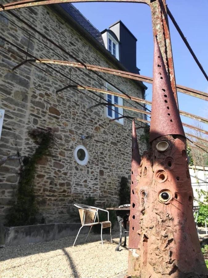 Bed and Breakfast Domaine Des Papeteries Plounevez-Moedec Esterno foto